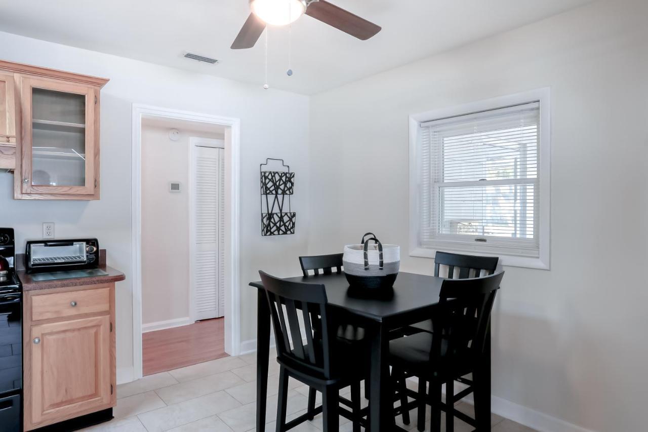 Coram'S Corner Jacksonville Beach Exterior foto